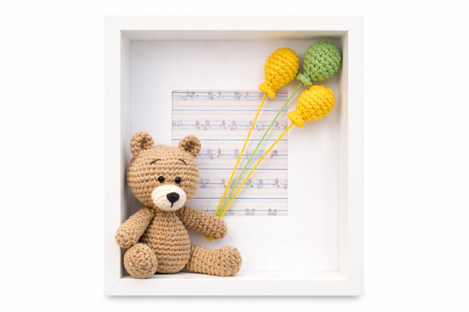 Teddy bear with yellow and green balloons frame